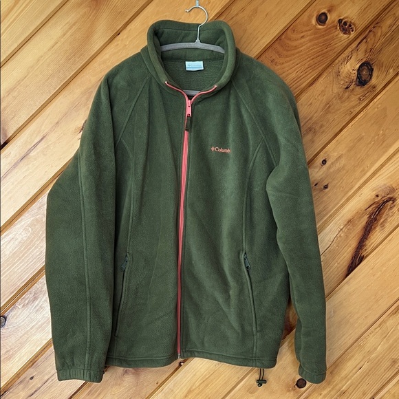 Columbia Women’s Olive Green Fleece Jacket with Coral Accents 2X fall outerwear - Picture 1 of 5